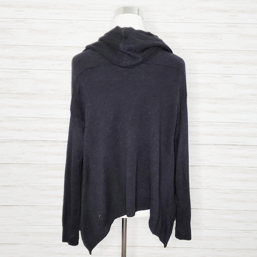 Lululemon Reversible Cabin Yogi Wrap - Picture 6 of 9
